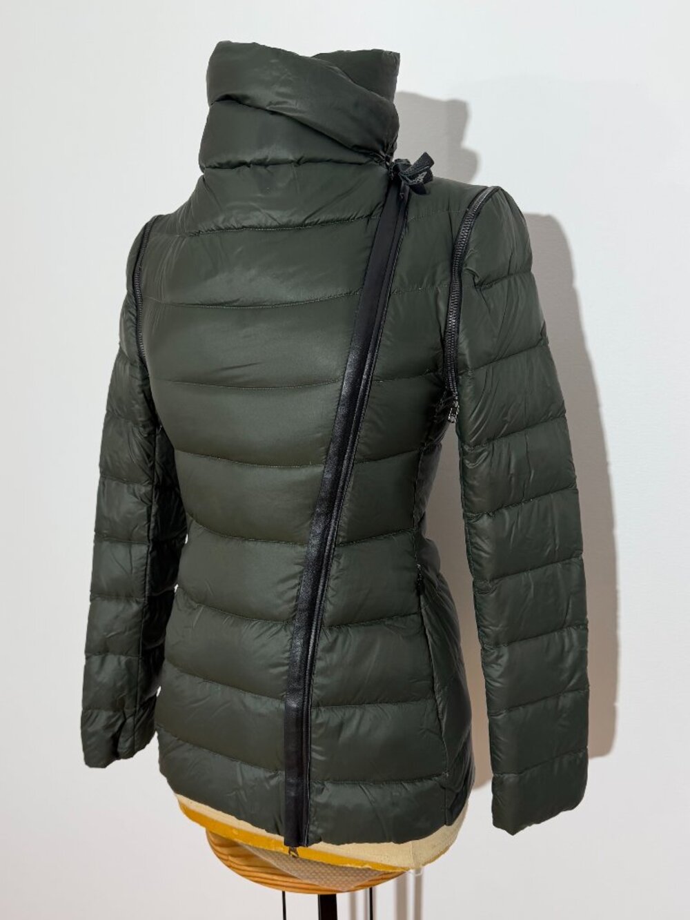 Mackage Qeren Light Down Green Convertible Vest Jacket Leather Trim